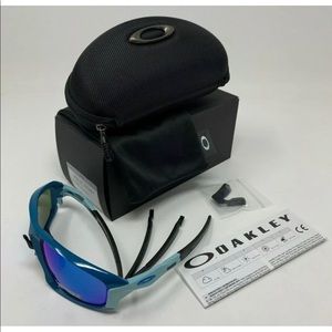 💯% Authentic NIB Oakley Field Jacket Balsam